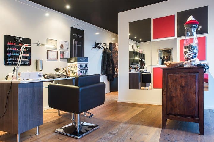 Hair & Nail Lounge