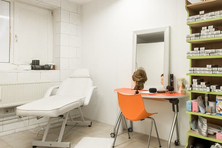 Ebru's Hairstudio & Beauty