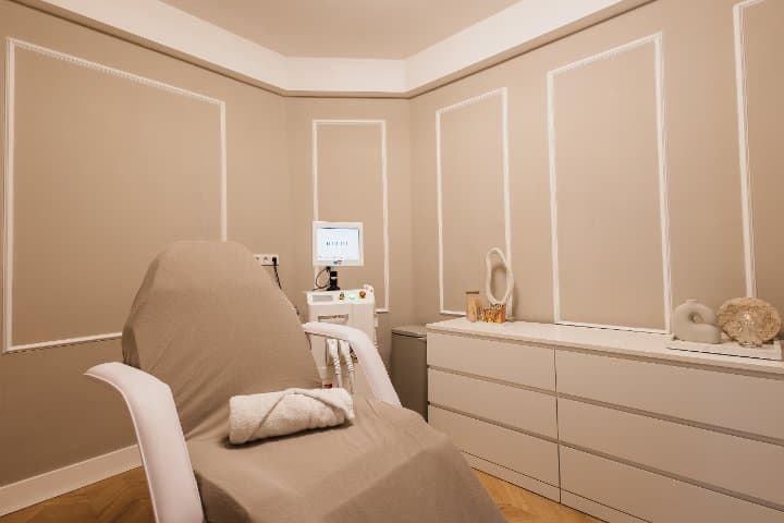 Dilou Laser Clinic