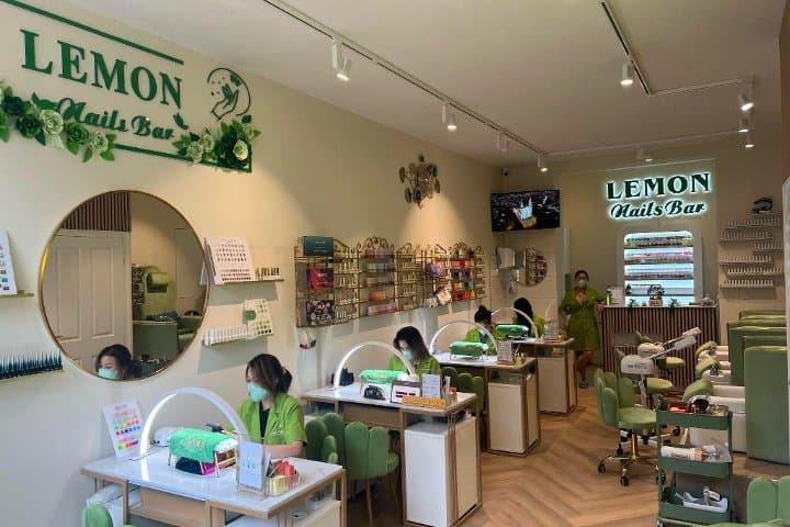 Lemon Nails Bar