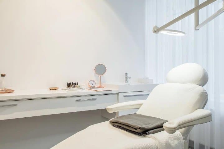Salon Narges