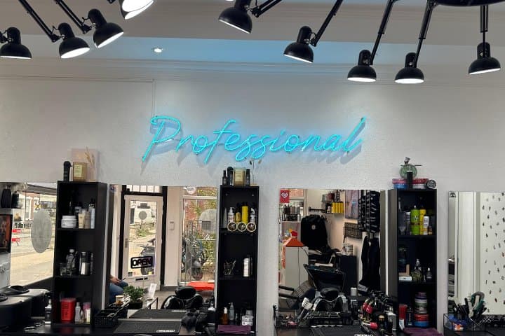 Barbershop & Hairsalon Goldenhands
