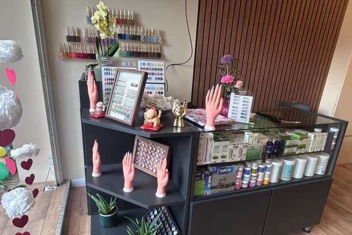 PAM Nails & Beauty