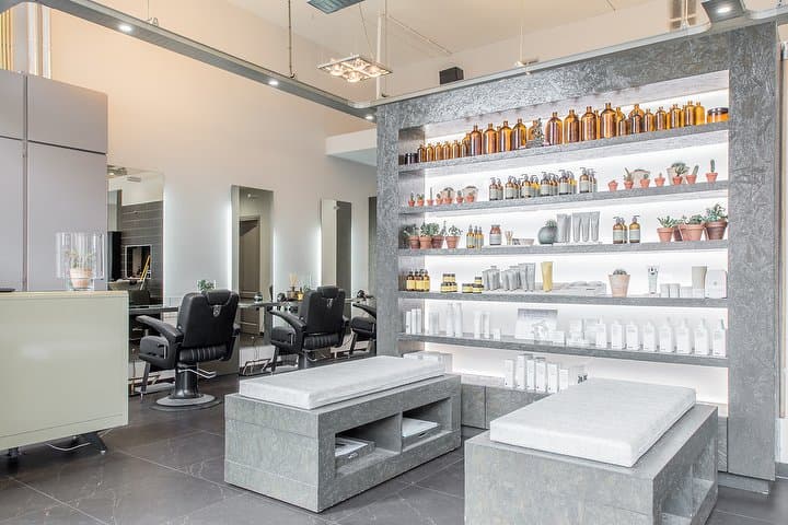 Stephanie Beets hairstylist