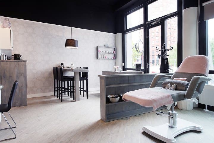 MAISON the beauty in my zone
