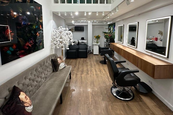 VK Hair & Beauty