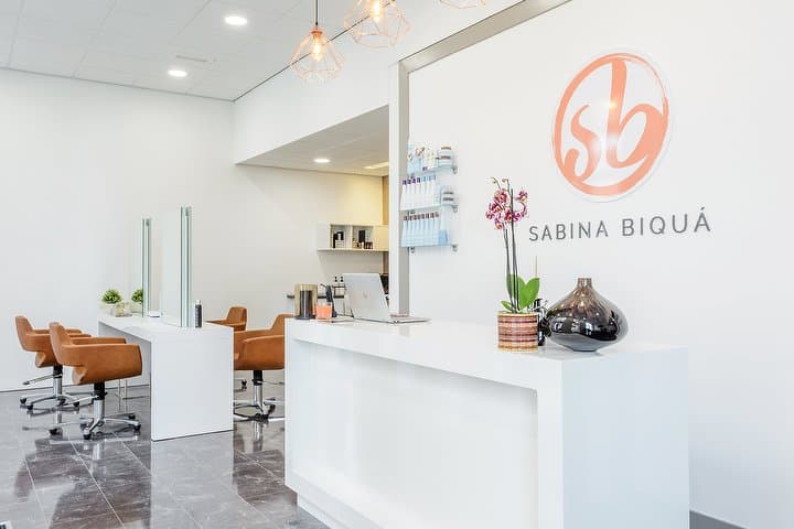 Sabina Biquá || Hair & Beauty