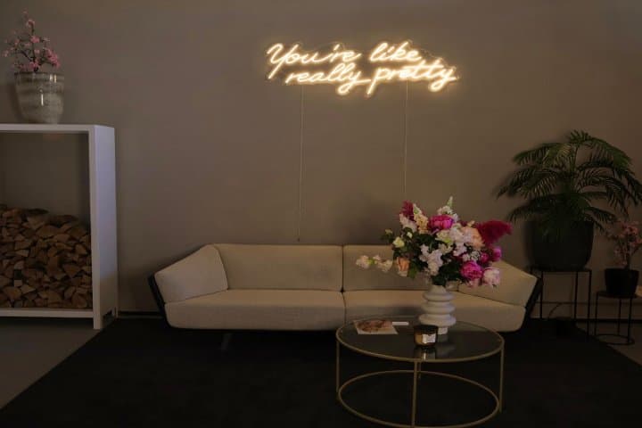 Pretty by Immi