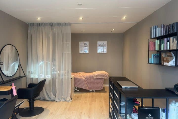 Beauty clinic by LC