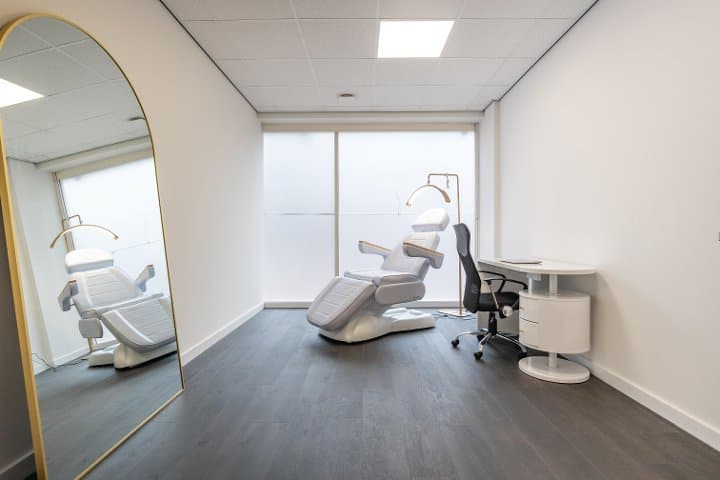 SkinRefine clinics