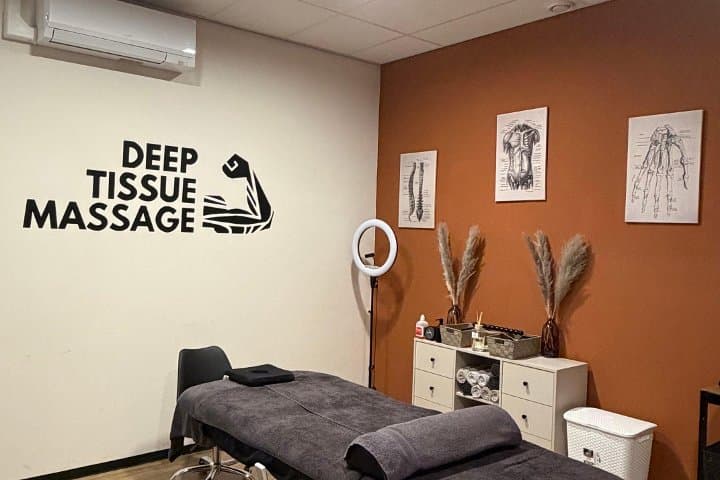Deep tissue massage (In de Basic-fit)