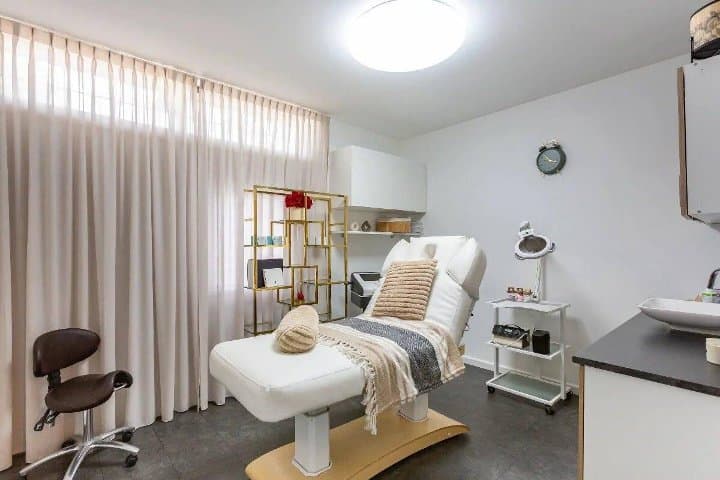 Feet & Body - Clinic