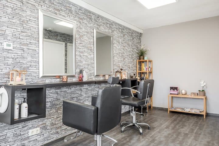 Just Ladies Coiffeuse