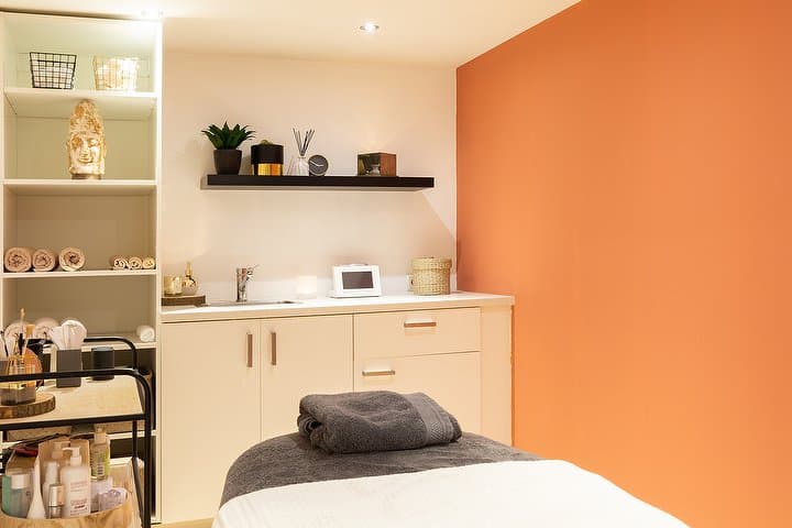 The Facial Bar