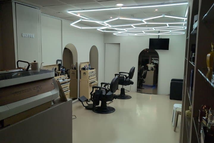 Urban Barbershop Cafe