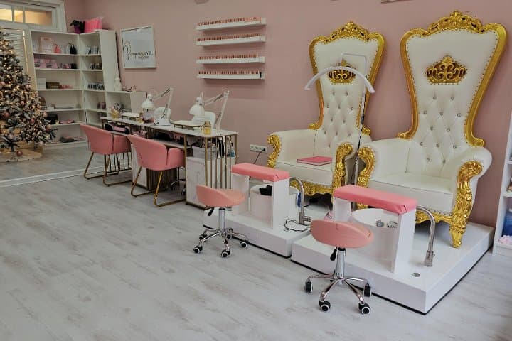 Pampering Myself Beauty Center (old)