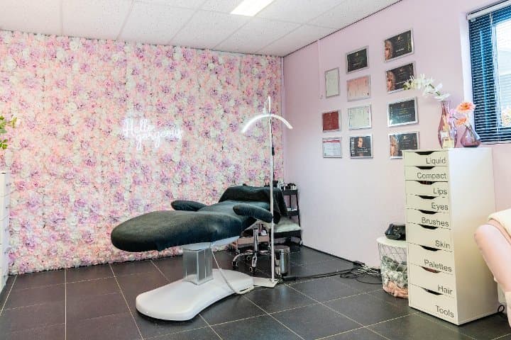 Beauty Deluxe HQ