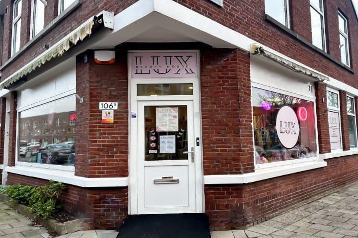 Lux BeautyHouse