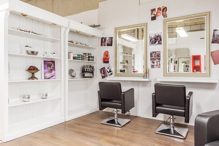 Levl Up Boutique, Beauty & Hair