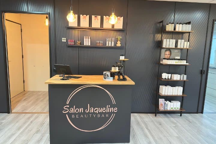 Salon Jaqueline, Hardinxveld-Giessendam