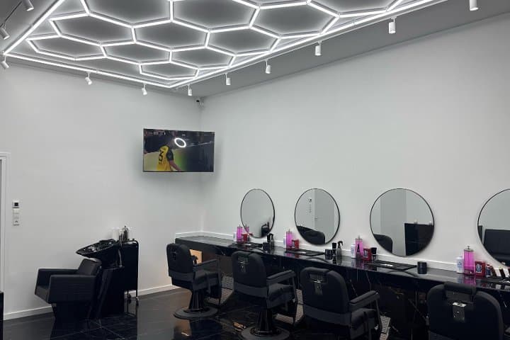 Twenty1Barber