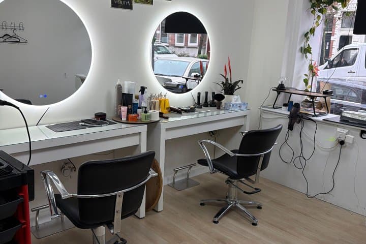 Ayşe Kapsalon