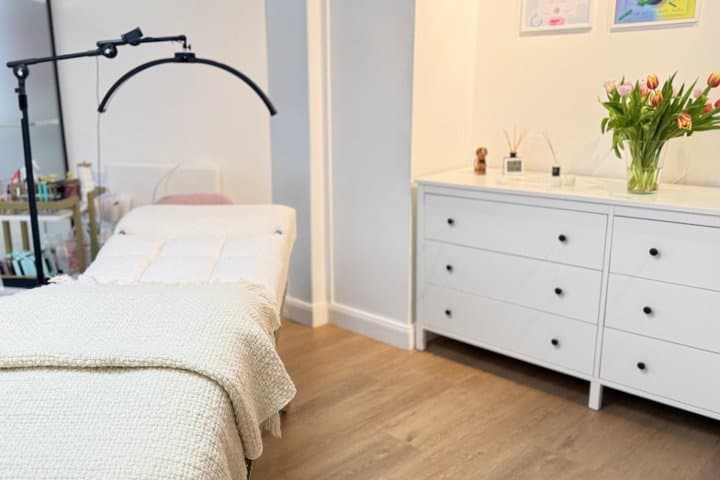 MK lash beauty salon