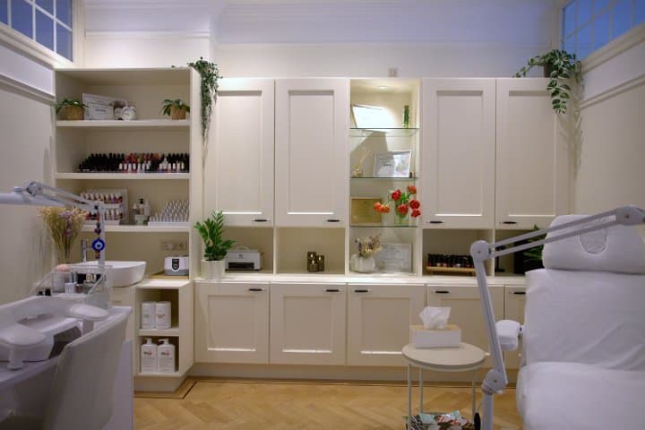 Aleksandra Kondrateva Nail Art Studio