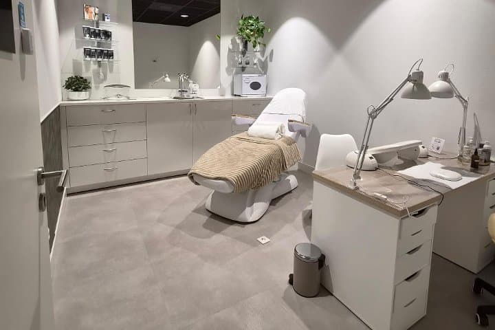 MARINE BEAUTY ATELIER