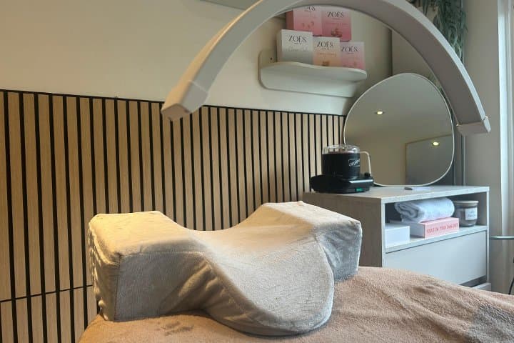The Shape & Brow bar
