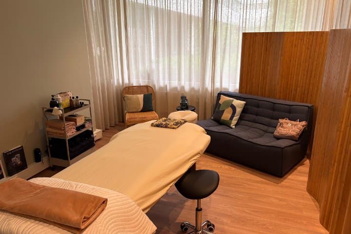 Aryoga by Lisa - massages & yoga