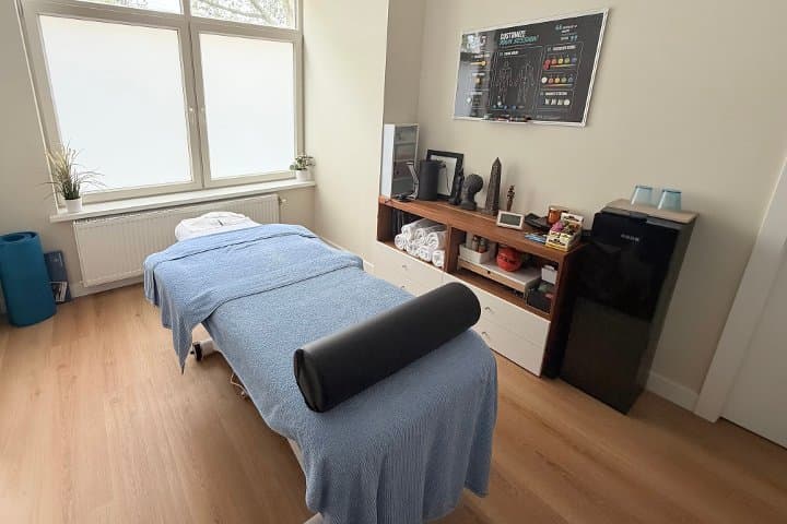 Emmanuel Johnson Sports Massage