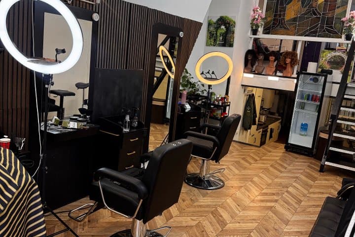 Azeb Hairstylist