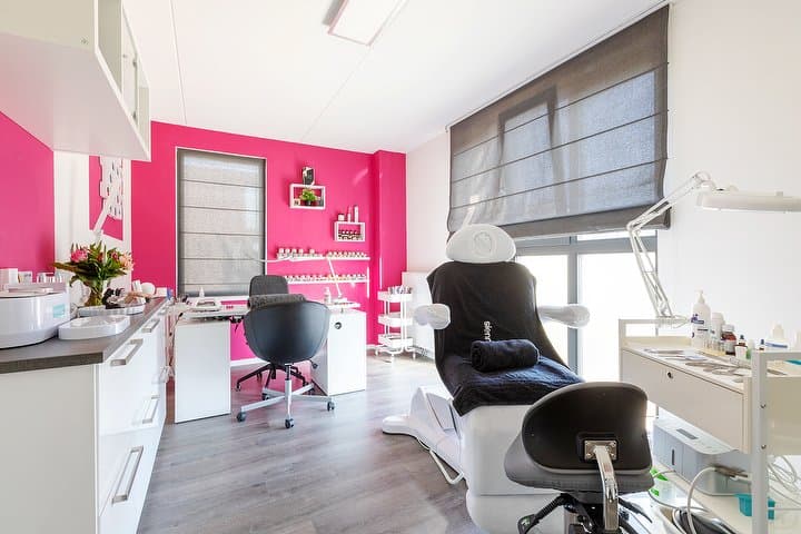 CeraCura Beauty Care