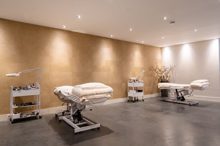 Reborn Skin Institute