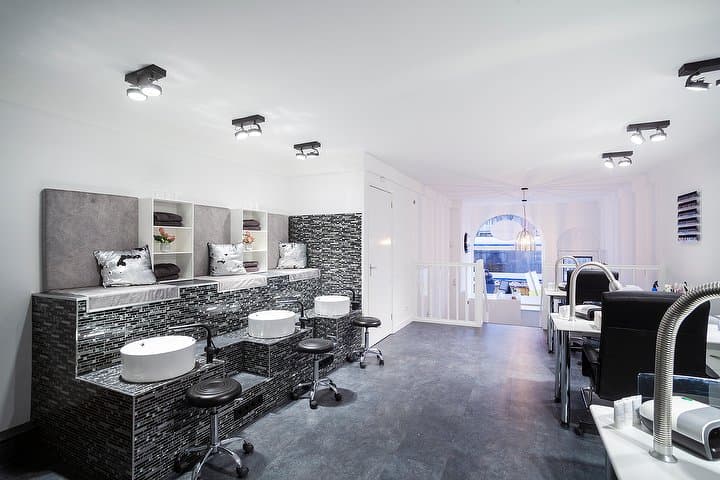 Cinderella's Beauty Salon