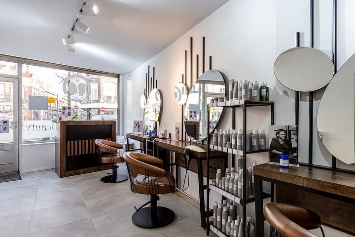 Liana's Hair & Beauty