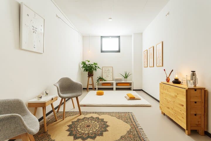 Shiatsu Massage by Pepijn