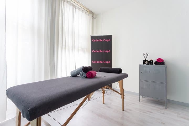 Cellulite Cups Salon