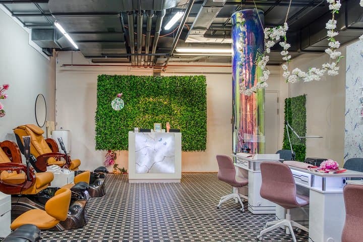 Amsterdam Nail Art studio - Central Station