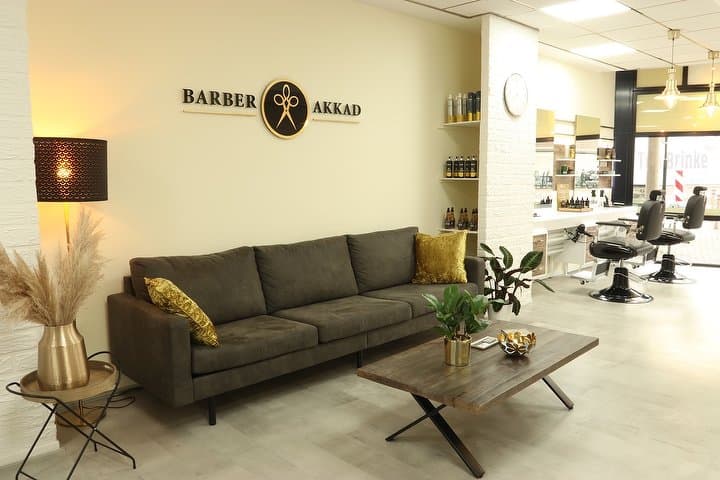 Barber Akkad