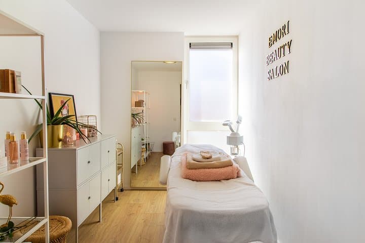 Emori Beauty Salon