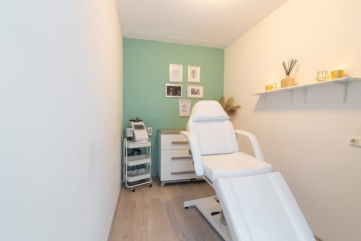 Esteem Body & Laser Clinic
