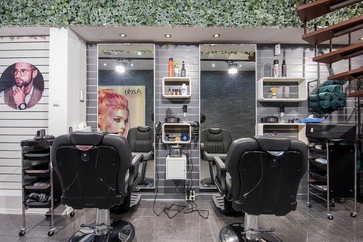 Afspraak maken Ga naar eigen website: azelasalon.nl