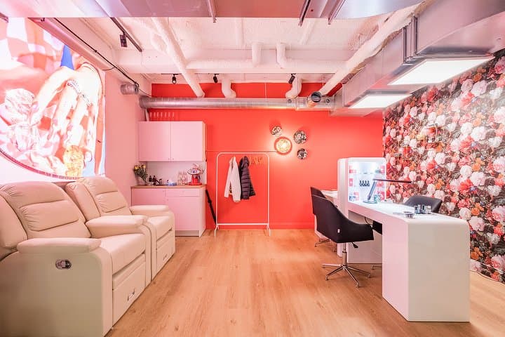Ala Nail Bar
