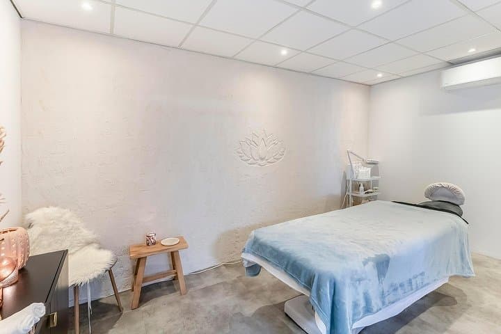 White Sunflower Massage & Bodywork
