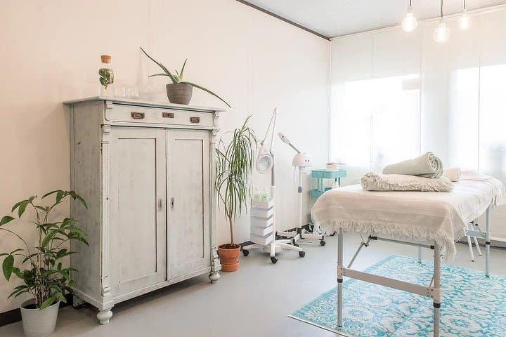 Vis Skin & Massage