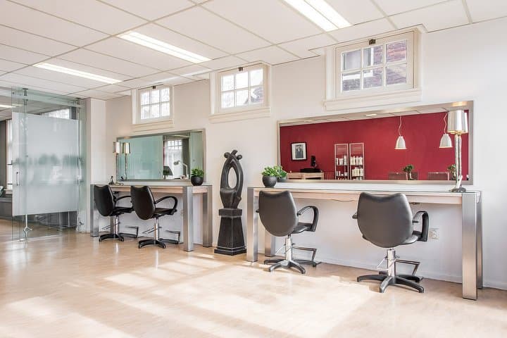 Hair & Beautysalon Moments