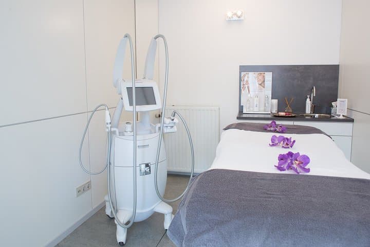 Mo-Esthetics