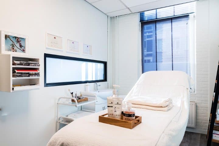Beauty Bar Dermaglow